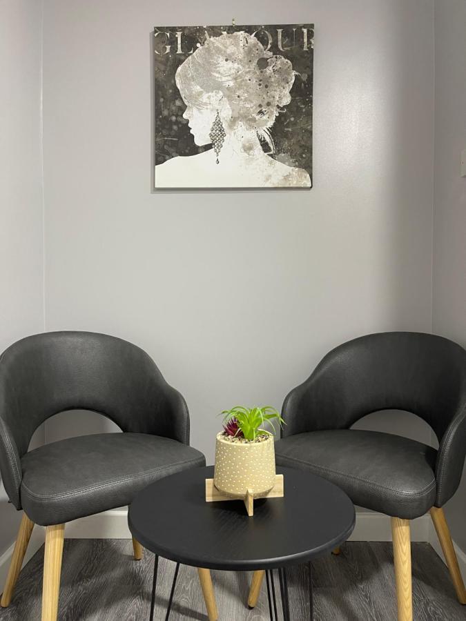 Grays Accommodation B&B Экстерьер фото